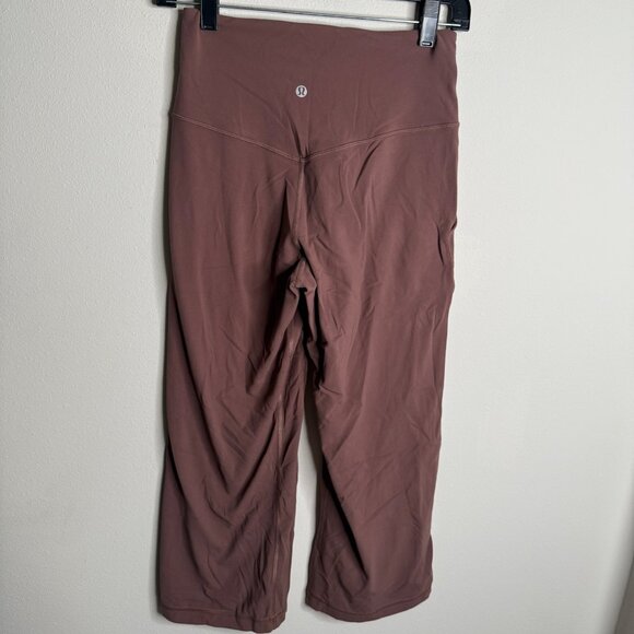 Lululemon Women's 4 Brown Align High Rise Wide Leg Leggings Cropped Workout Gym - Picture 3 of 5